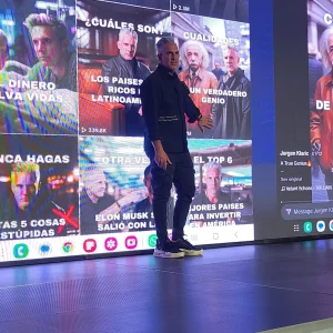 Demostración de herramientas de IA en marketing para redes sociales y videos virales con Jürgen Klaric